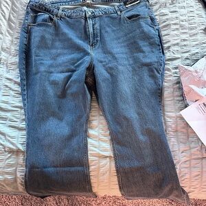 Abercrombie Curve Love High Rise Bootcut Jeans (Short)